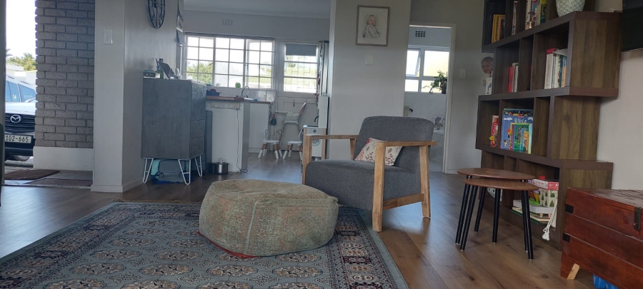 To Let 2 Bedroom Property for Rent in Goedemoed Western Cape